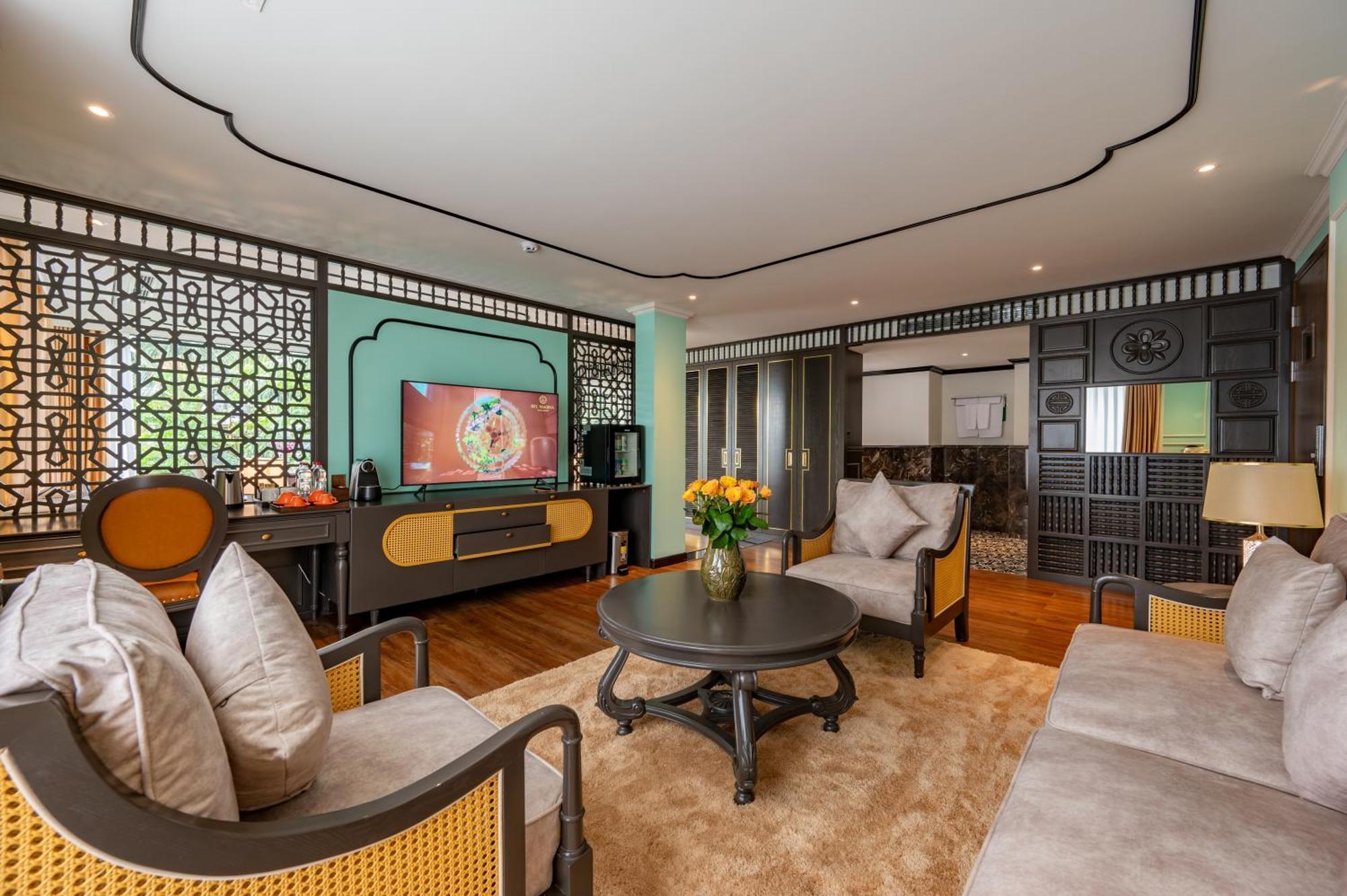 Bel Marina Hoi An Resort Exteriér fotografie Living room of a suite